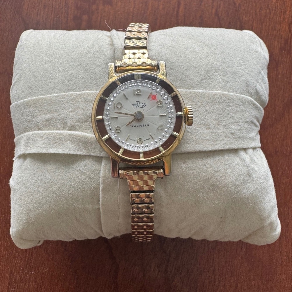 JWB AH Riise Swiss Made Women's 17 Jewels Mechanical Wind-up analog watch